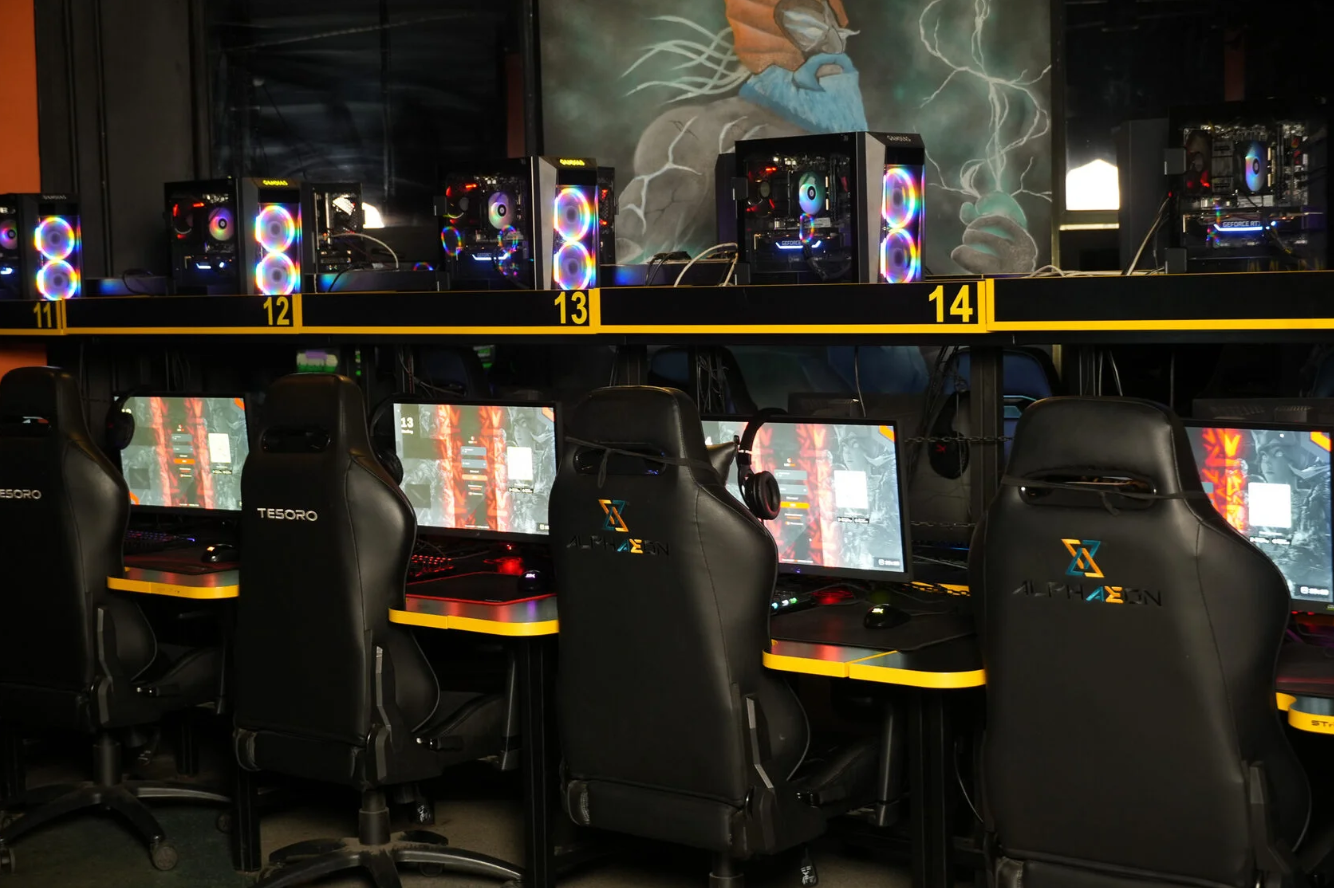 STRIKE ARENA игровое пространcтво