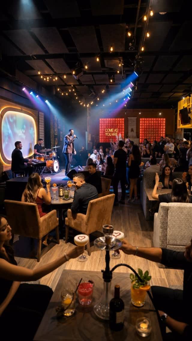 Stereo cafe
