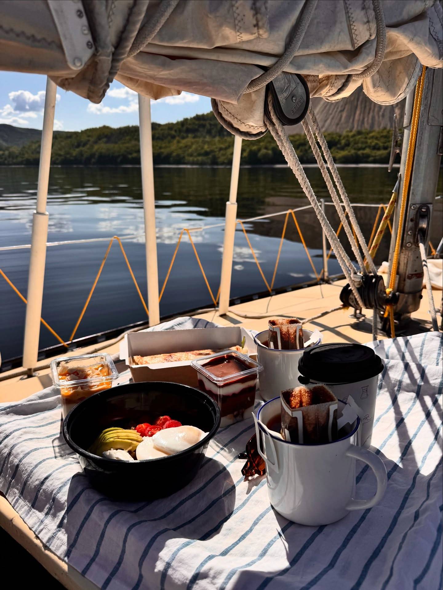 Yacht travel